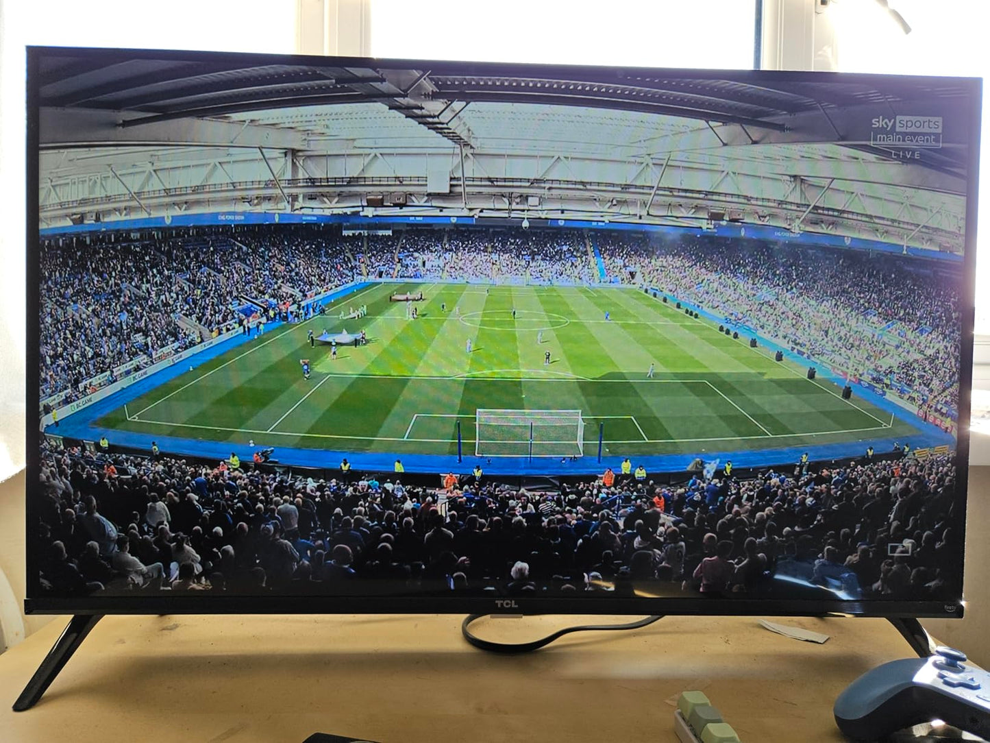 TCL 32SF540K 32-inch FHD Smart Television - HDR & HLG-Dolby Audio-DTS Virtual X/DTS-HD-Metal Bezel-less-Dual-band Wifi 5-with Fire OS 7 system