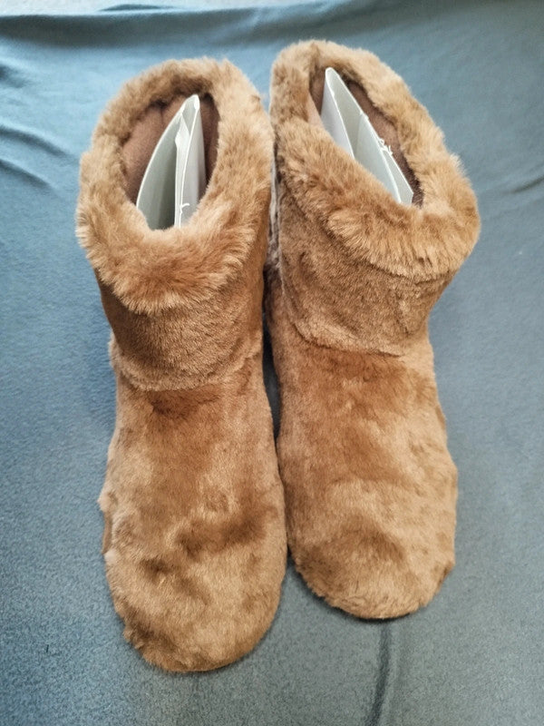 New Brown Unisex Faux Fur Slipper Boots Cozy