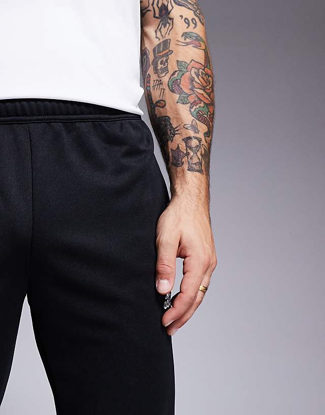 New Football Entrada Joggers
