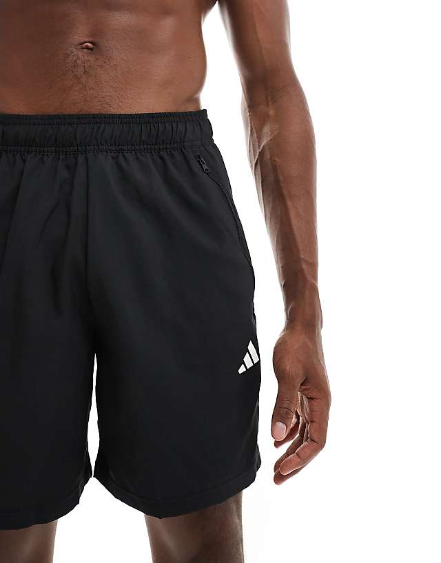 Training Woven Shorts 5 Inch