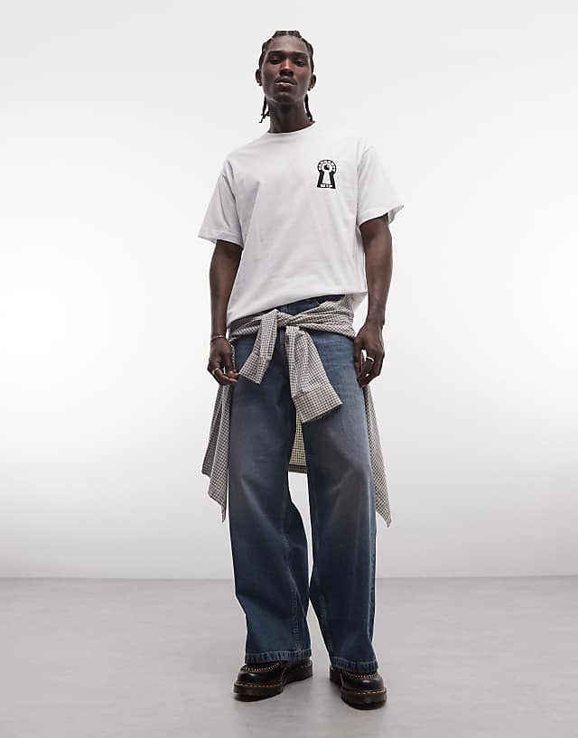 Vestige Lock Back Print T Shirt