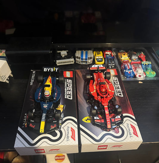 LEGO Speed Champions Ferrari SF-24 F1 Race Car Toy with a Collectible Formula 1 Driver Minifigure - Model Kit for 10+ Year Old Boys & Girls or Adult Motorsport Fans - Gift for Father's Day - 77242