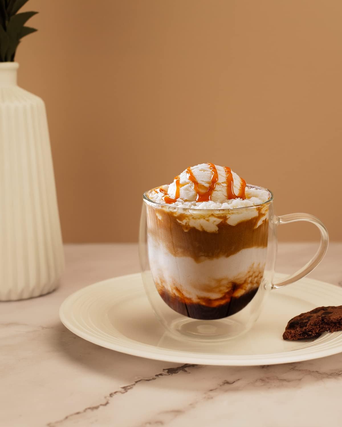 LIBWYS 2 Pack 250ml Double Walled Glass Coffee Mugs with 2 Spoons, Cappuccino Latte Tea Cups with Handle, Heat Resistant Drinking Glasses Cappuccino Cup