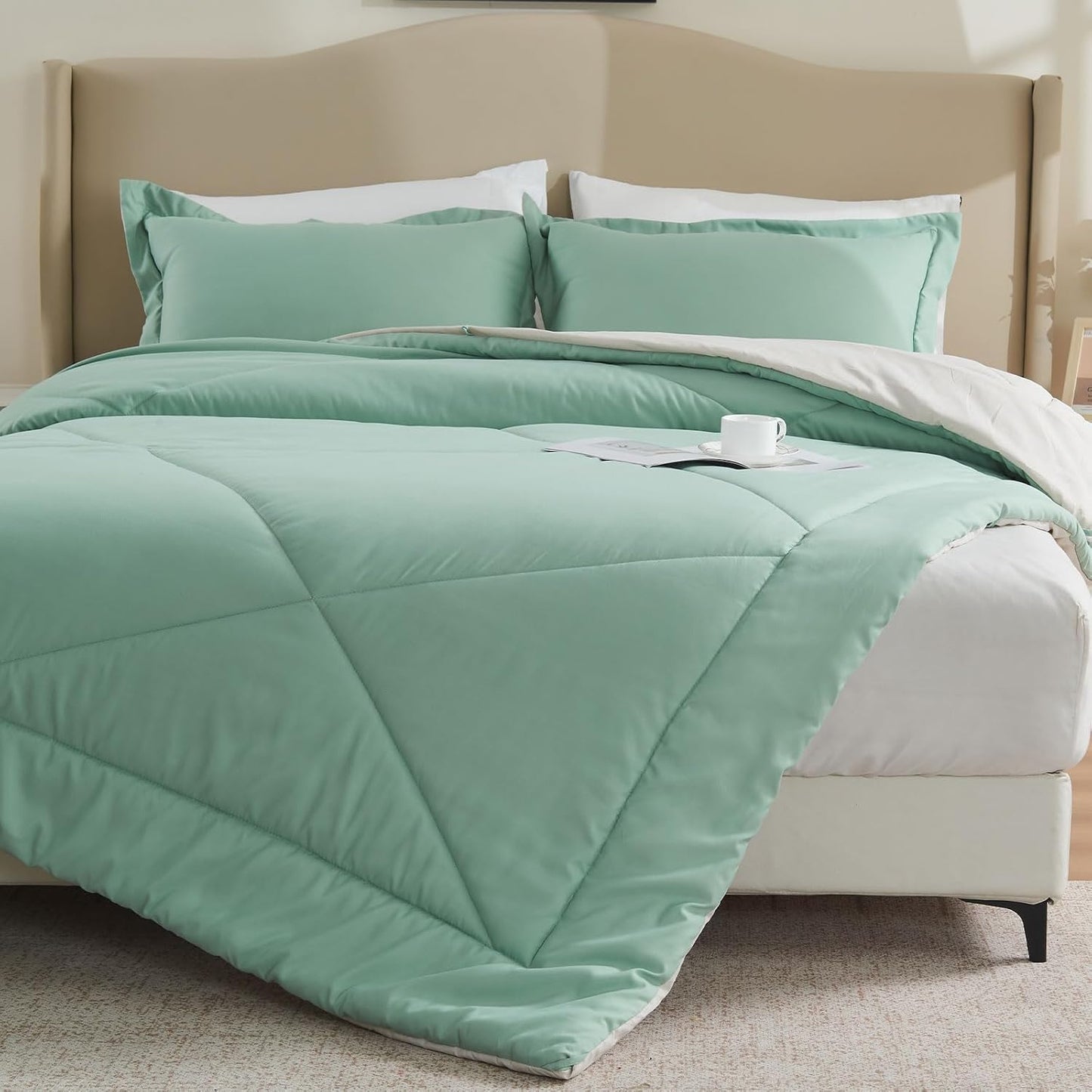 Summer Duvet King Size, 4.5 Tog Down Alternative Comforter Set with 2 Shams, Reversible Coverless Duvet Microfiber Soft Bed Quilt for All Seasons, Machine Washable