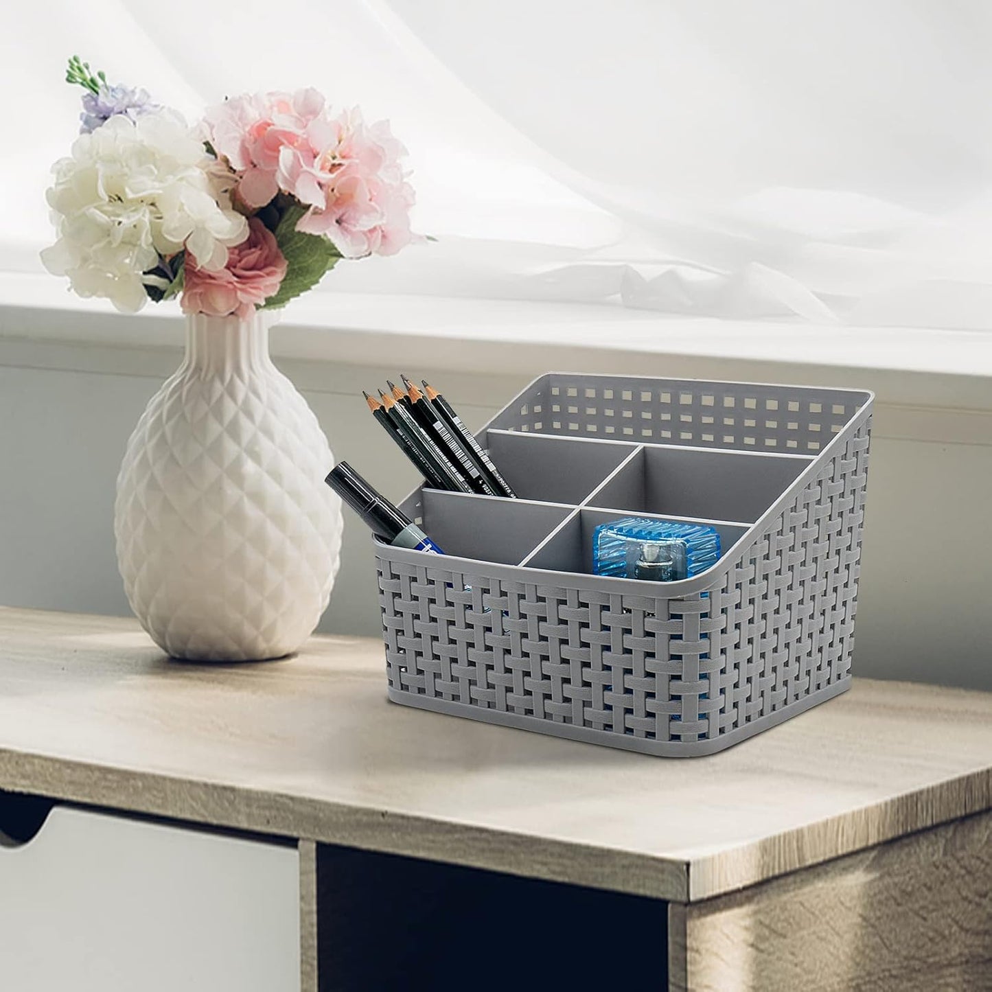 Storage Basket, Cosmetic Box Organiser,Plastic Storage Box Desktop 5 Grid Sub-grid Storage Case Multi-function Storage for Desktop Office Bedroom Countertop Home Kitchen