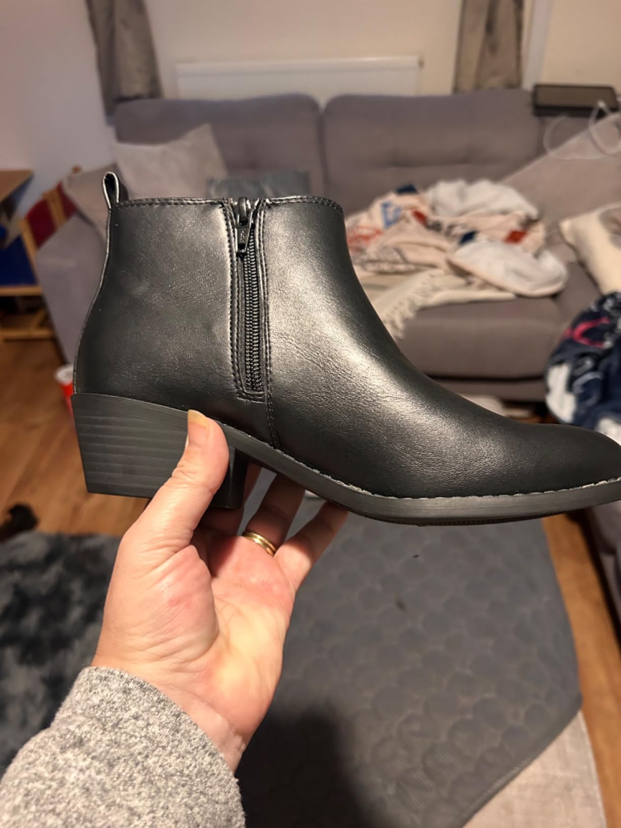 Chelsea Boots Women Fashion Ankle Booties Classic Low Heel Side Zip Shoes