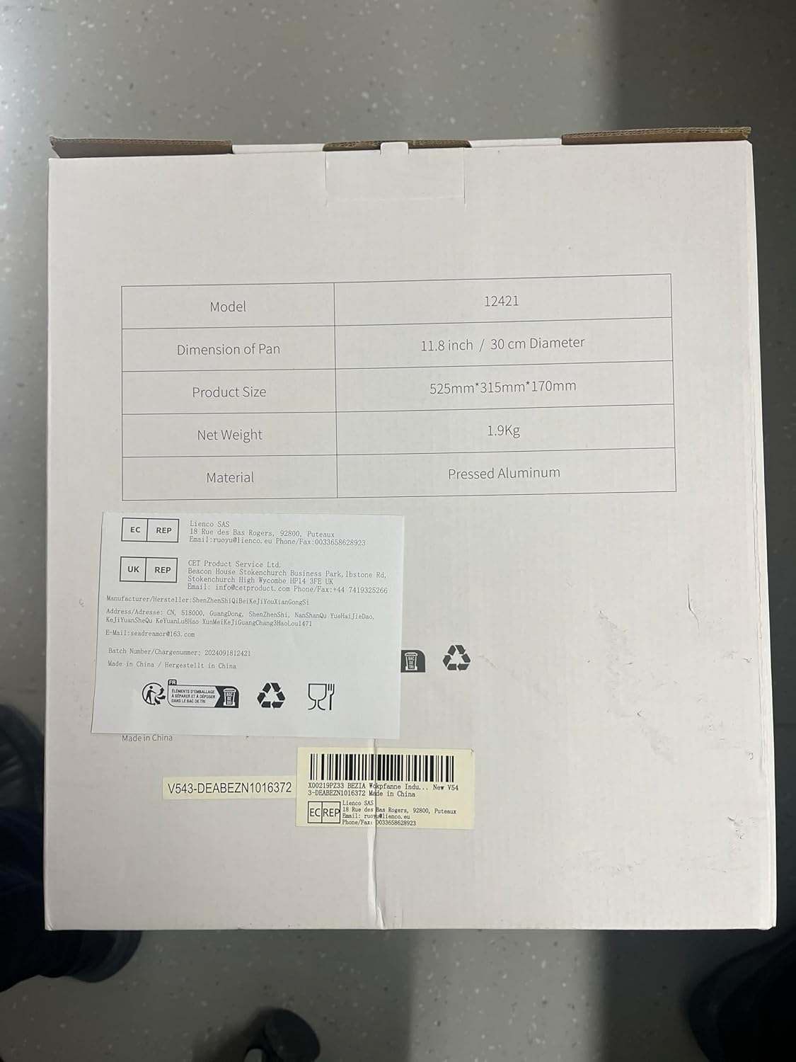 Nonstick Wok with Lid 30cm, Induction Wok Pan with Flat Bottom, 12inch Stir-Fry Pan and Non Stick Frying Pan, Removable Wooden Handle, Compatible All Stoves, Black (12421B)