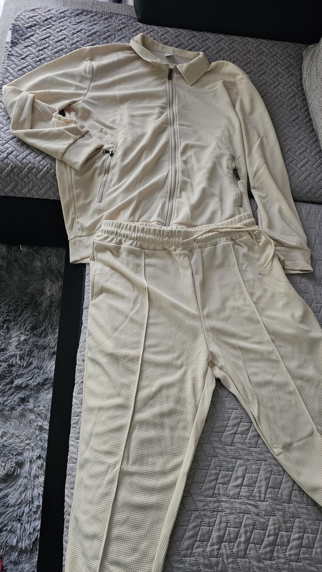 New Men's Tracksuits 2 Pieces Sweatsuit Sets Workout Top & Bottom Suit Set Trendy Outfits