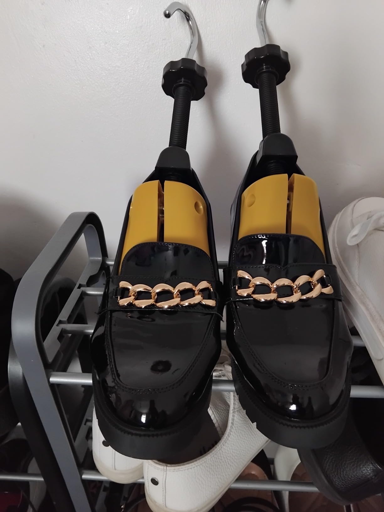 H&S Shoe Stretcher - Shoe Stretchers for Men - Shoe Tree Set - Mens Boot Expander - Shaper Trees - Shoes Widener for Bunions - Use With Shoe Stretcher Spray - UK 5-11 (EU40-46)