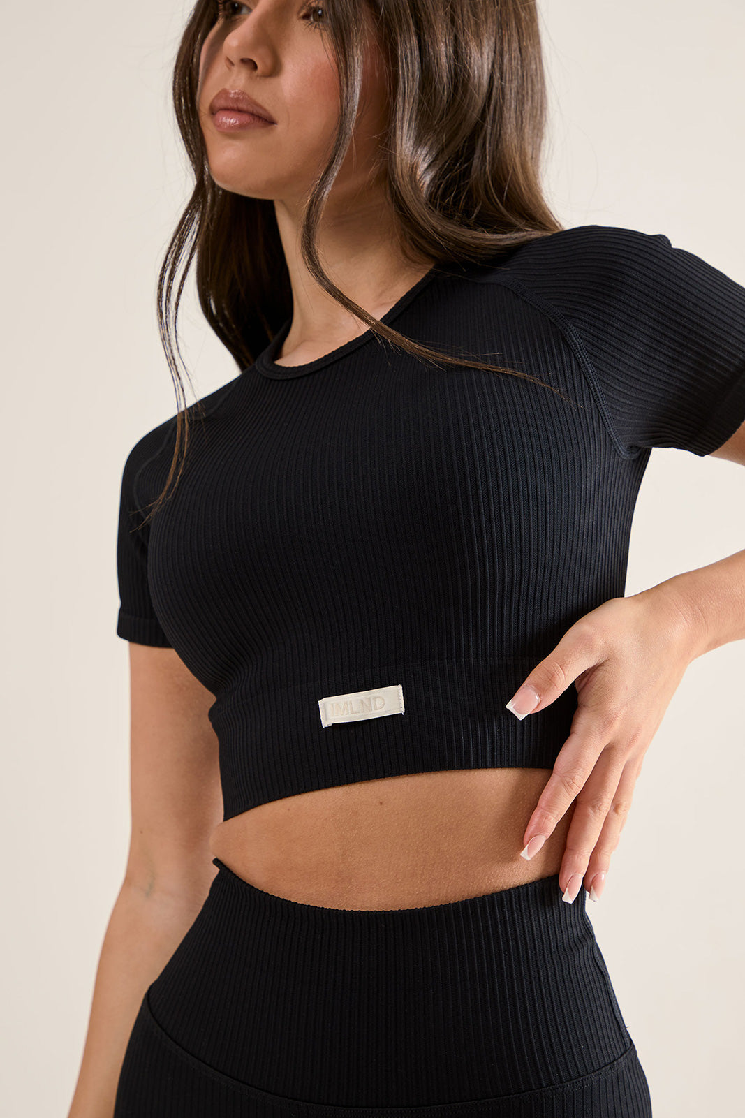 Ribbed Seamless Crop Tee